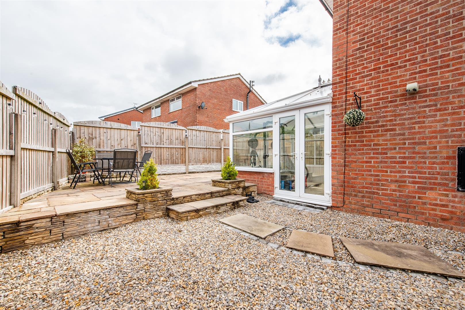2 bed property in Draperfield, Chorley